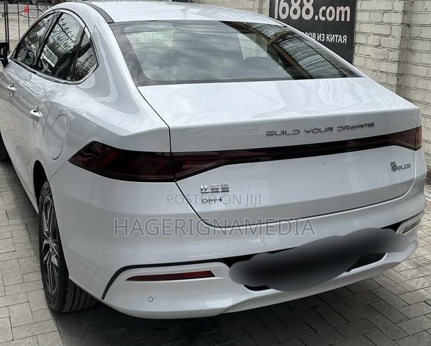 BYD Qin Plus DM-i 2022 White