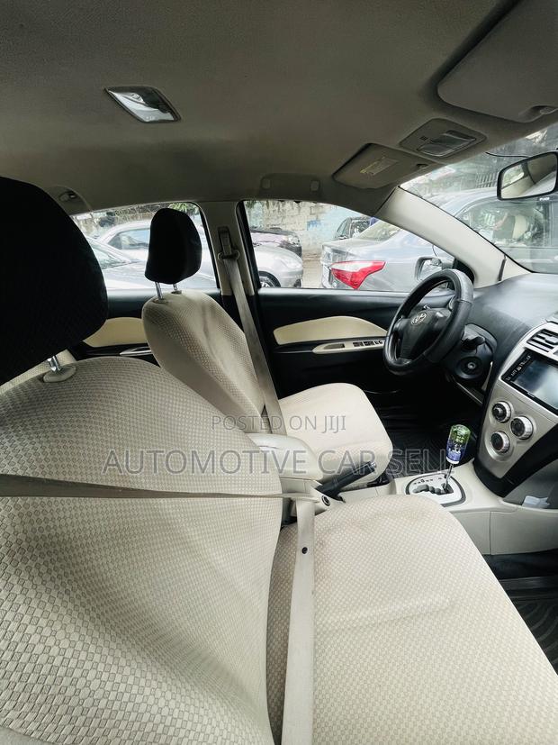 Toyota Yaris 1.3 2008