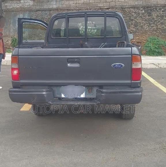 Ford Ranger 2001 Gray