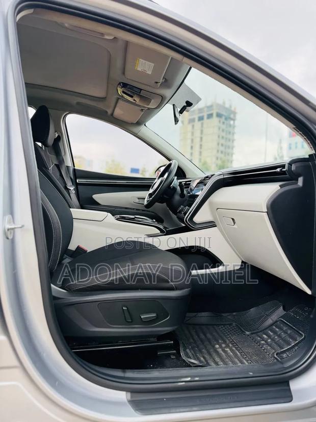 Hyundai Tucson 2021 Silver