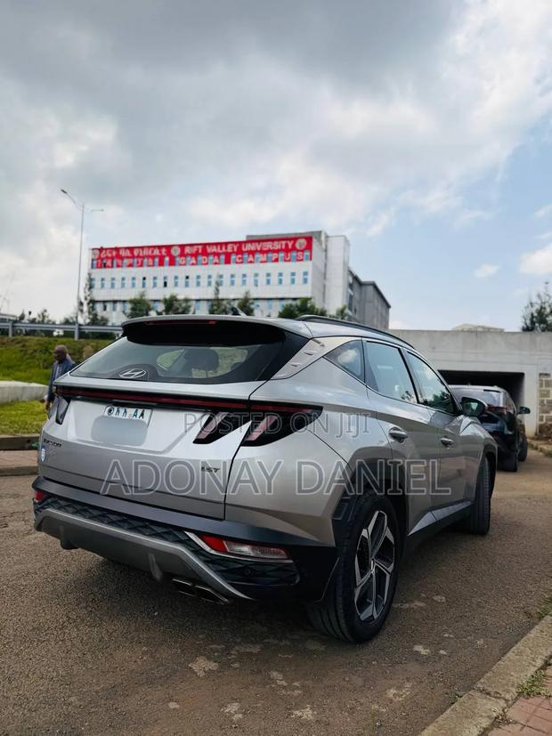 Hyundai Tucson 2021 Silver