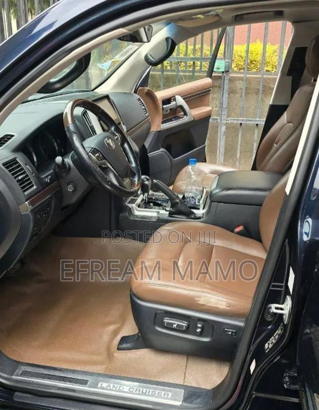 Toyota Land Cruiser 2017