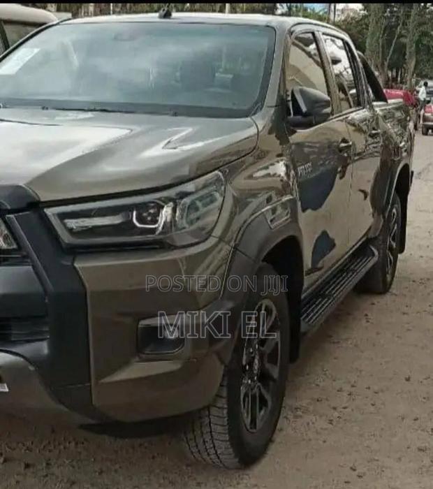Toyota Hilux Revo Double Cab Deisel 2.4 RWD 2021 Gray