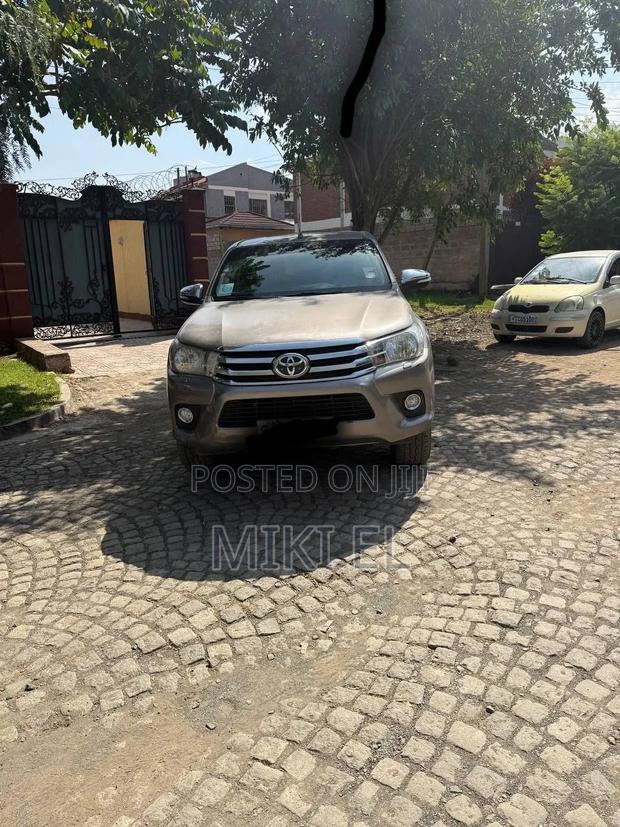 Toyota Hilux Revo Single Cab Deisel 2.8 AWD 2017 Gray