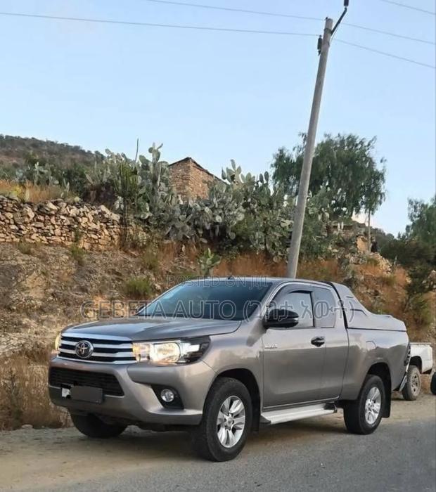 Toyota Hilux 2020
