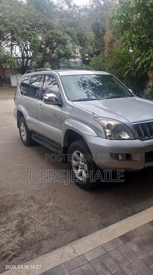 Toyota Land Cruiser Prado 2006 Silver
