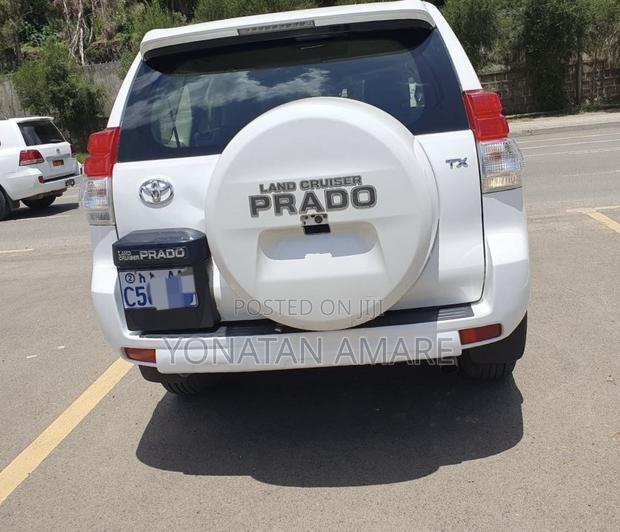 Toyota Land Cruiser Prado 2013 White