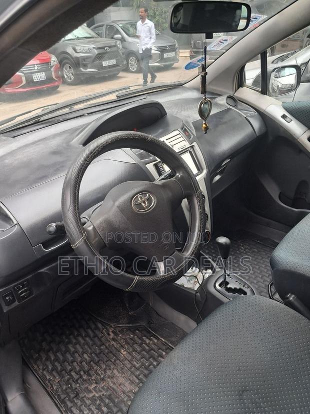 Toyota Yaris 2006 Silver