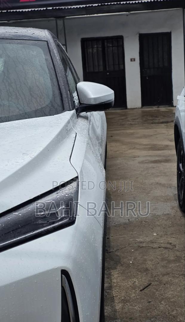 New Aeolus E70 2025 White