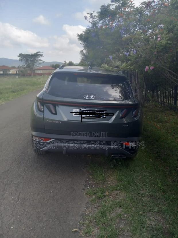 Hyundai Tucson 2022 Green