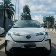 Toyota C-HR 2023 White for sale