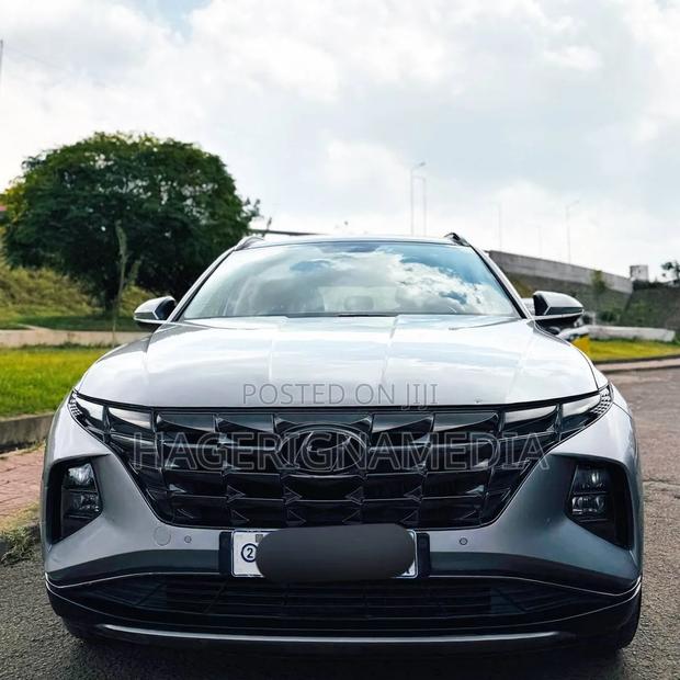 Hyundai Tucson 2021 Silver