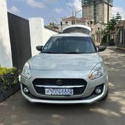 Suzuki Swift 2022 Silver for sale