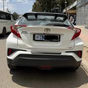 Toyota C-HR 2019 White for sale