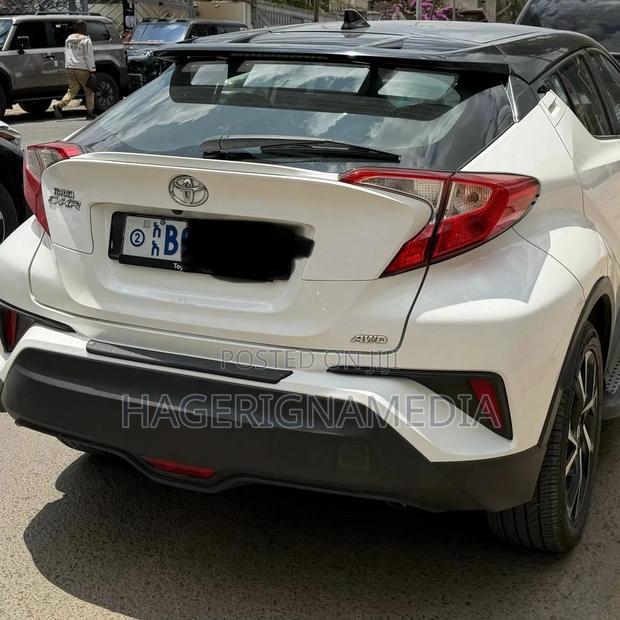 Toyota C-HR 2019 White