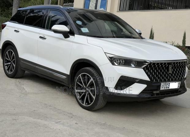 Bestune T77 1.2 FWD 2022 White