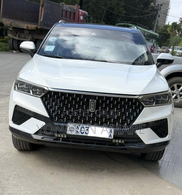 Bestune T77 1.2 FWD 2022 White
