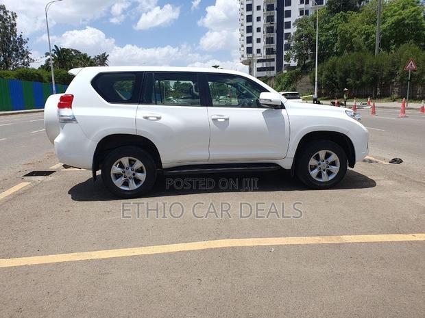 Toyota Land Cruiser Prado 2012 White