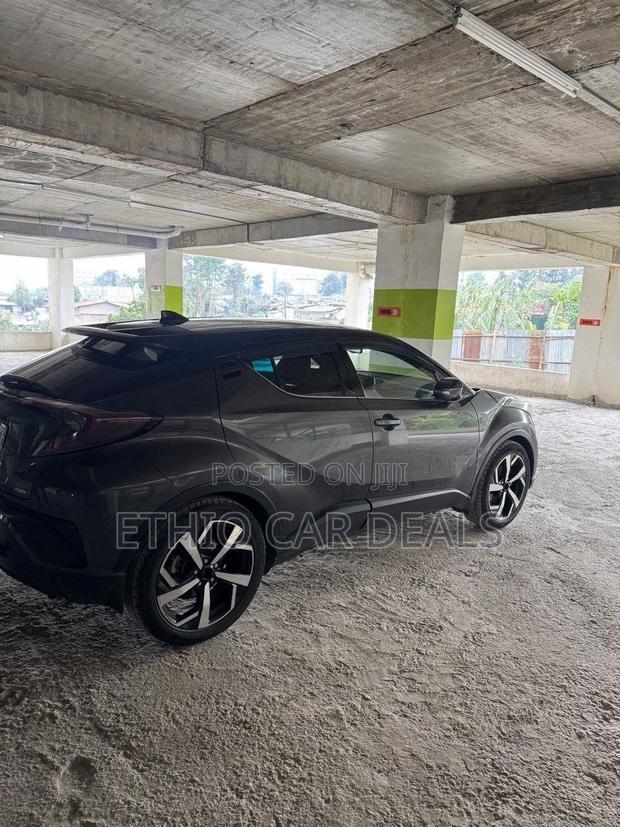 Toyota C-HR 2020 Black
