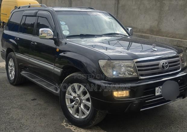 Toyota Land Cruiser 2006 Black