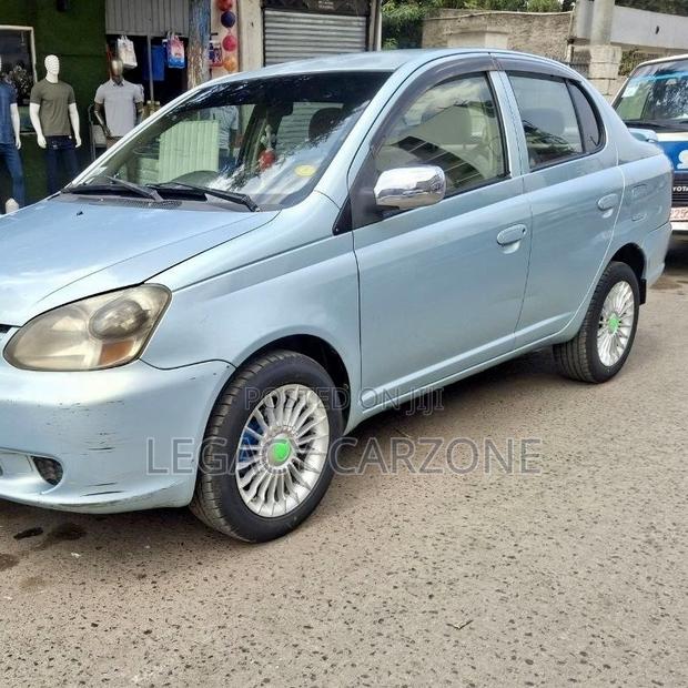 Toyota Platz 2005 Blue