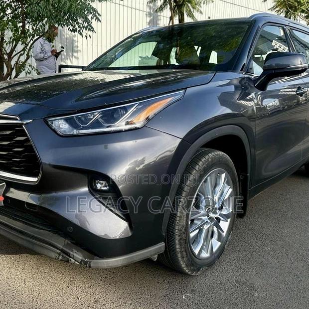 Toyota Highlander 2023 Black