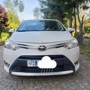 Toyota Yaris 2013 White for sale