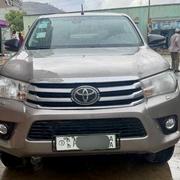 Toyota Hilux 2020 Gold for sale