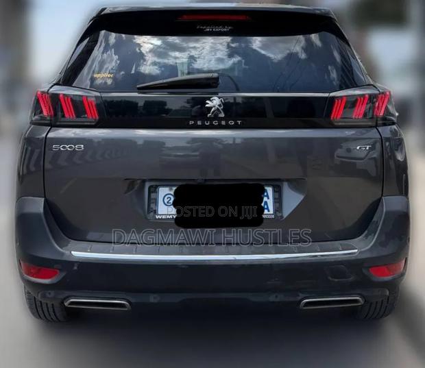 Peugeot 5008 2021 Gray