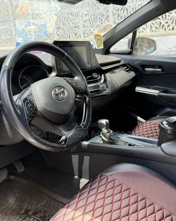 Toyota C-HR 2019 Ivory
