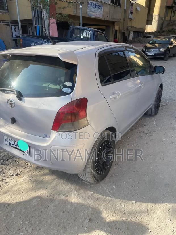 Toyota Yaris 2008 Silver