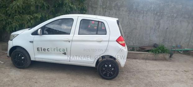 Car 2022 White