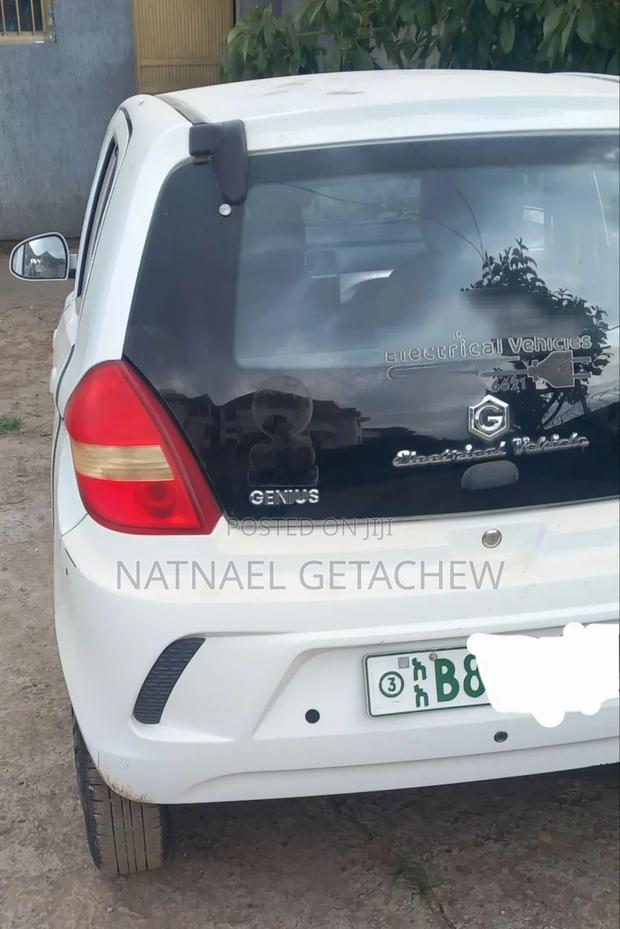 Car 2022 White