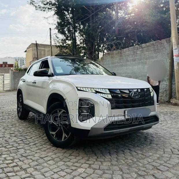 Hyundai Creta 2023 White