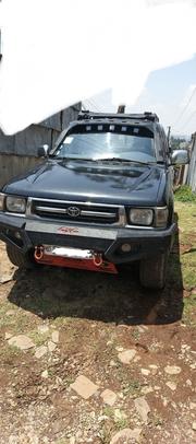 Toyota Hilux 2000 Green for sale