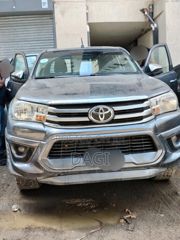 Toyota Hilux 2018