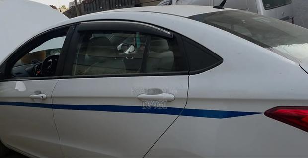 Chery Arrizo 5 2022 White