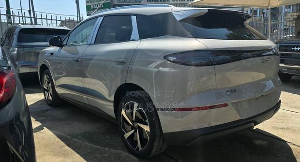 New BYD Sealion 06 EV 2025