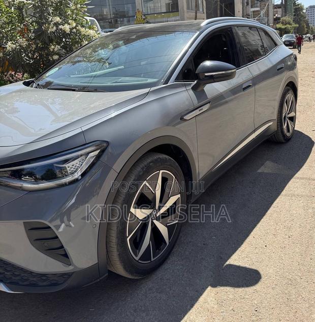 Volkswagen ID.4 2023 Gray