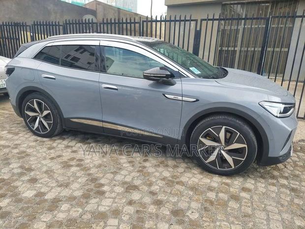 Volkswagen ID.4 2023 Gray