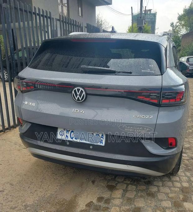 Volkswagen ID.4 2023 Gray
