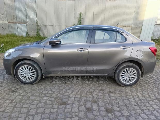 Suzuki Dzire 2023 Gray