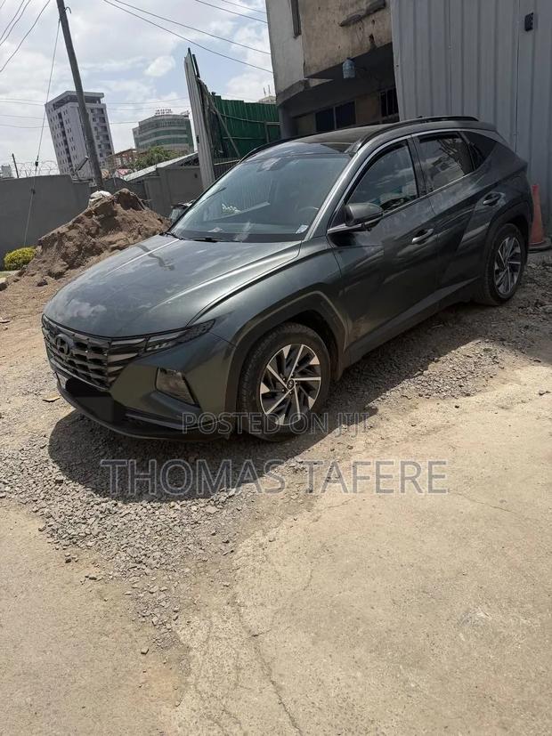Hyundai Tucson 2022 Gray