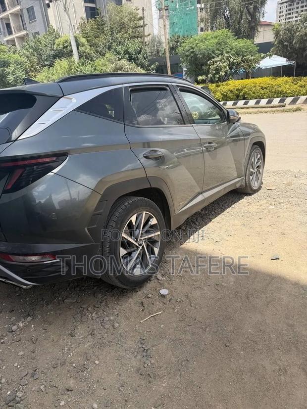 Hyundai Tucson 2022 Gray
