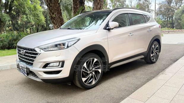 Hyundai Tucson Limited AWD 2019 White