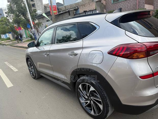 Hyundai Tucson Limited AWD 2019 White