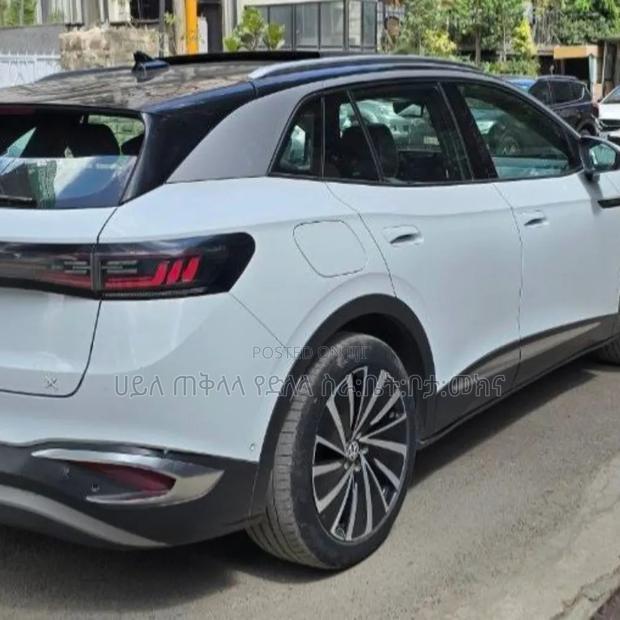 Volkswagen ID.4 2023 Off white