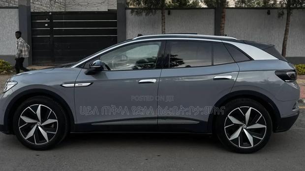 Volkswagen ID.4 2023 Silver