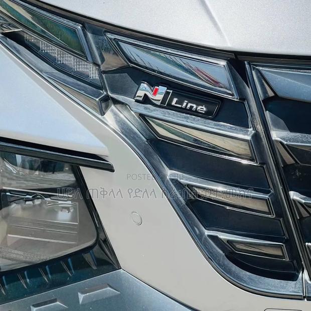 Hyundai Tucson 2022 Silver