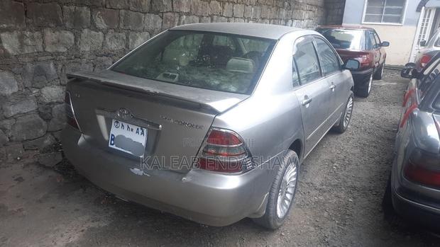 Toyota Corolla Sedan Automatic 2003 Gold
